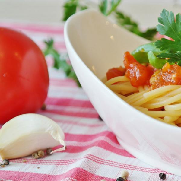 Špagety s rajčaty